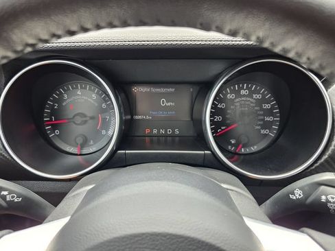 Used 2022 Ford Mustang Coupe RWD image 23