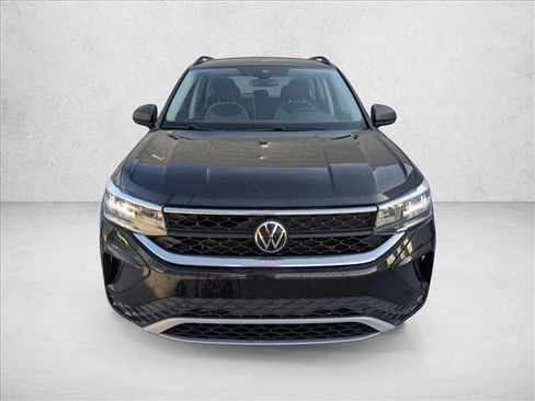 Used 2023 Volkswagen Taos S w/ IQ Drive S Package image 5