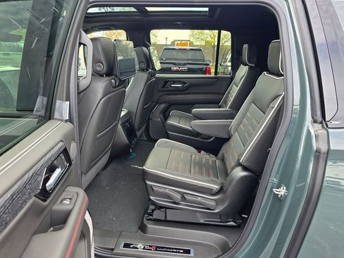 New 2026 GMC Yukon XL AT4 Ultimate AWD/4WD image 27