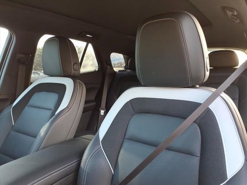 Used 2024 Chevrolet Blazer EV LT image 14