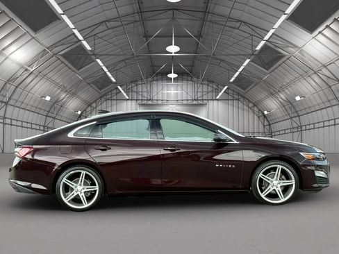 Used 2020 Chevrolet Malibu LT FWD image 8