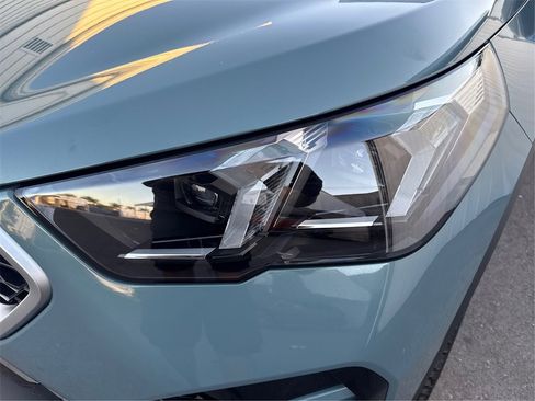 Used 2025 BMW X2 xDrive28i w/ Convenience Package image 16