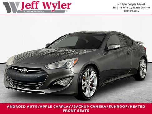 Used 2013 Hyundai Genesis 3.8 RWD image 1