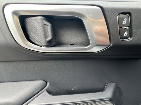 New 2026 Ford Bronco Badlands image 15