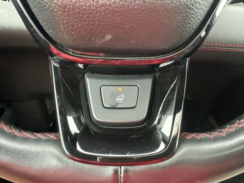 Used 2025 Honda Pilot Black Edition image 8