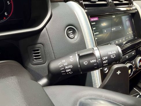 Used 2020 Land Rover Discovery HSE AWD/4WD image 38