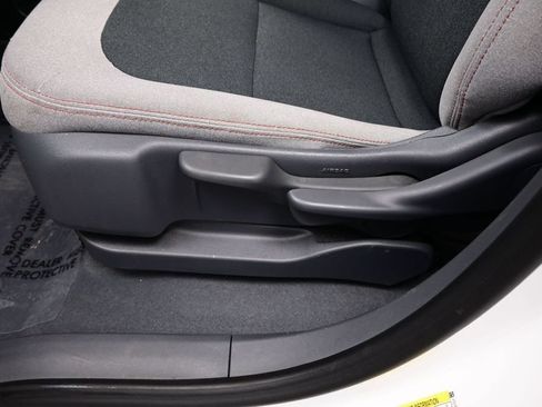 Used 2020 Chevrolet Bolt LT FWD image 16
