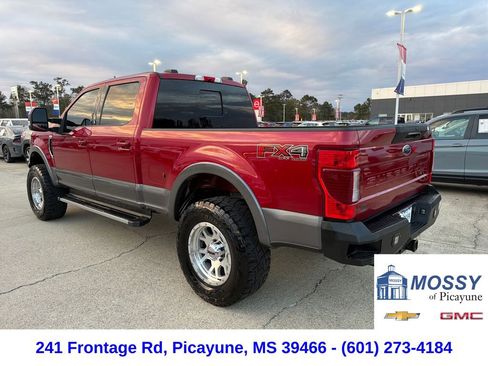 Used 2021 Ford F250 Lariat w/ Lariat Ultimate Package image 3