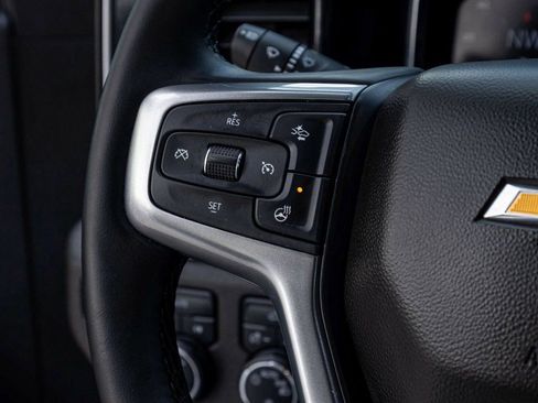 Used 2024 Chevrolet Silverado 1500 LT image 22