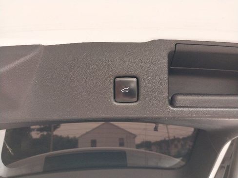 Used 2022 Ford Escape SEL w/ SEL Stealth AWD Package image 14
