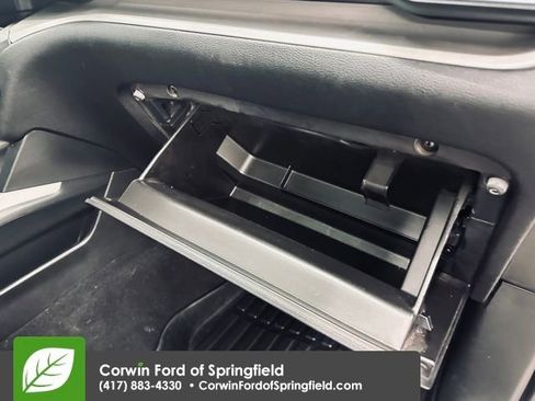 Used 2020 Ford Explorer XLT w/ Equipment Group 202A image 10