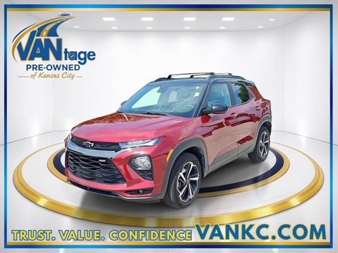 Used 2023 Chevrolet TrailBlazer RS w/ Sun and Liftgate Package AWD/4WD image 1