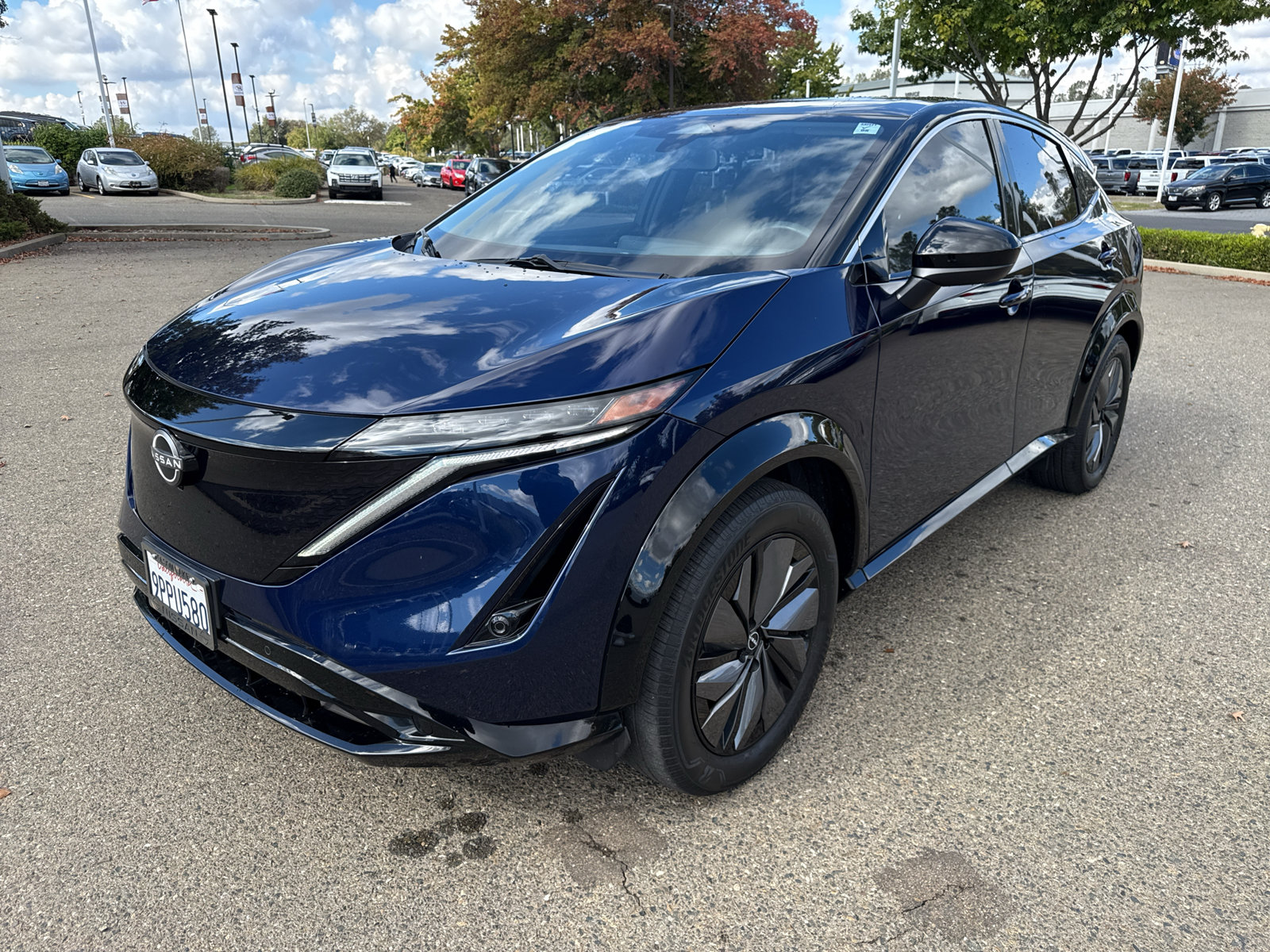Used 2024 Nissan Ariya FWD image 1