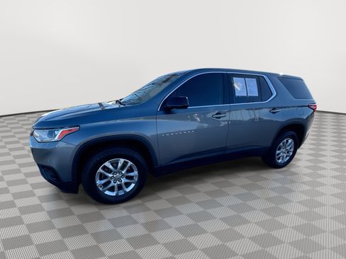 Used 2019 Chevrolet Traverse LS image 1