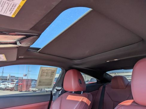 Used 2022 BMW M440i Coupe image 17