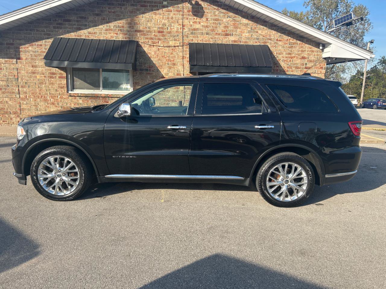 Used 2015 Dodge Durango Citadel w/ Technology Group AWD/4WD image 10