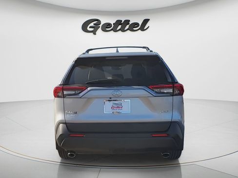 Used 2025 Toyota RAV4 XLE Premium image 4