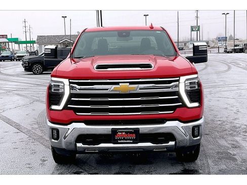 Used 2024 Chevrolet Silverado 3500 LTZ AWD/4WD image 3
