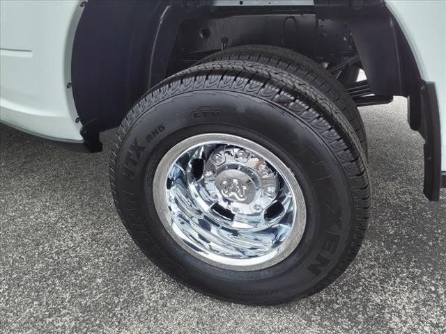 New 2024 RAM 3500 Tradesman w/ Chrome Appearance Group AWD/4WD image 18