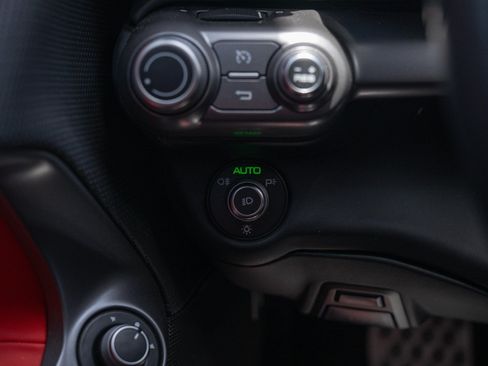 Used 2021 Ferrari 812 GTS RWD image 37