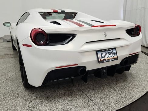 Used 2017 Ferrari 488 Spider RWD image 22
