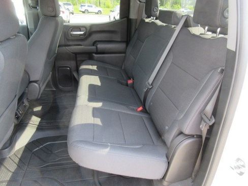 New 2026 Chevrolet Silverado 1500 Custom RWD image 15