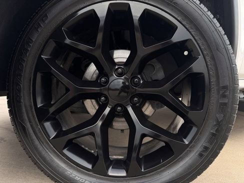 Used 2018 GMC Sierra 1500 SLT w/ Texas SLT Premium Package RWD image 8
