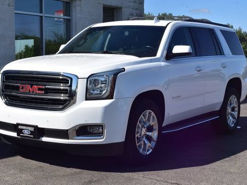 Used 2019 GMC Yukon SLE w/ SLE Value Package AWD/4WD image 14