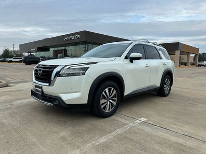 Used 2022 Nissan Pathfinder SL