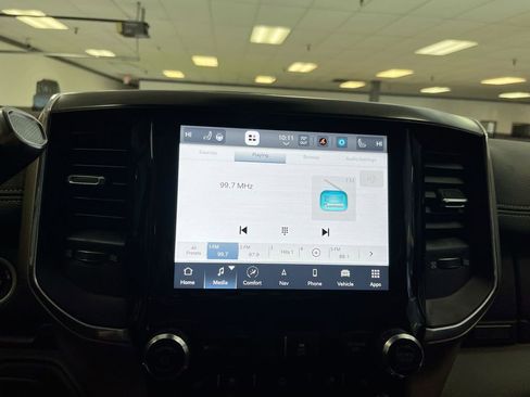 Used 2022 RAM 2500 Laramie image 19