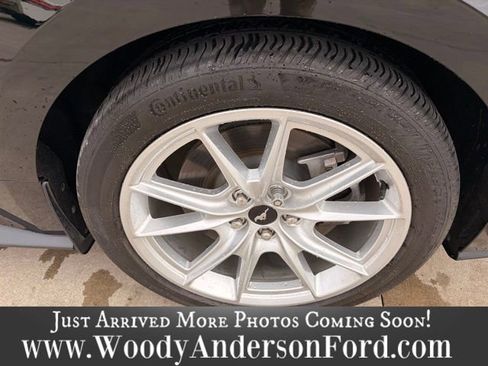 Used 2024 Ford Mustang GT Premium image 7