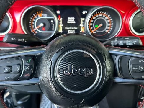 Used 2023 Jeep Wrangler Unlimited Rubicon image 26