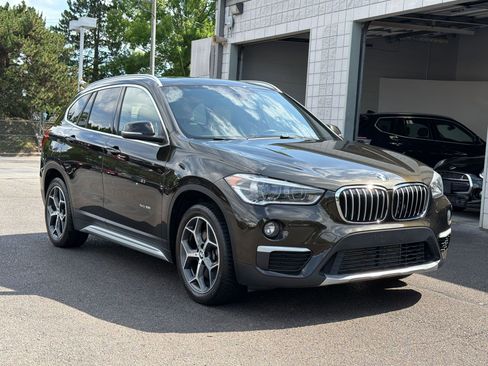 Used 2018 BMW X1 xDrive28i AWD/4WD image 7