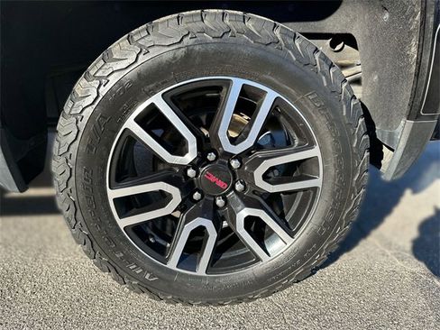 Used 2019 GMC Sierra 1500 AT4 w/ AT4 Premium Package image 10