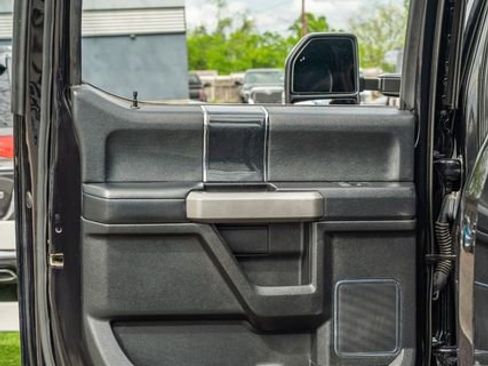 Used 2020 Ford F250 Platinum w/ Tremor Off-Road Package image 33