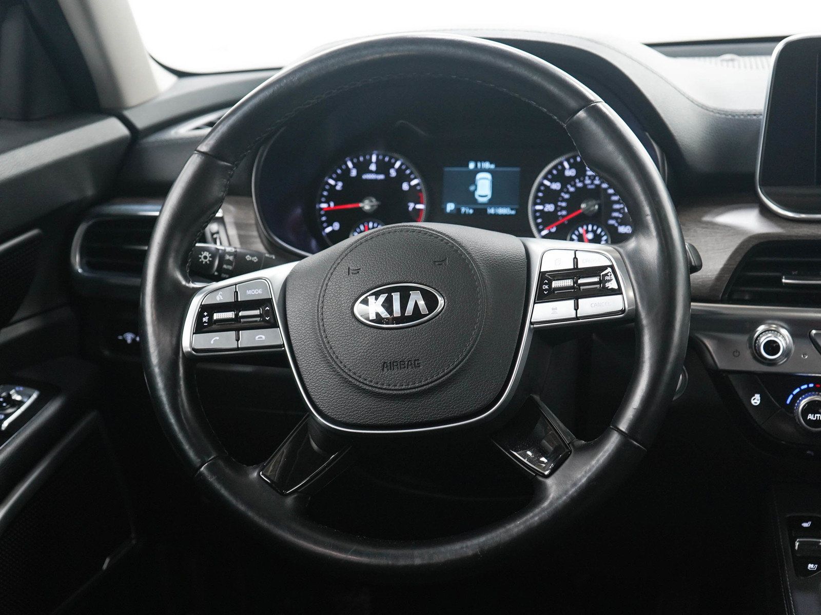 Used 2021 Kia Telluride EX w/ EX Premium Package AWD/4WD image 18