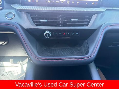 Used 2025 Ford Explorer ST-Line w/ ST-Line Street Pack AWD/4WD image 18
