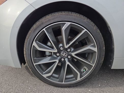 Used 2022 Toyota Corolla XSE image 27