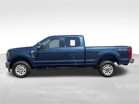 Used 2019 Ford F250 XLT AWD/4WD image 2