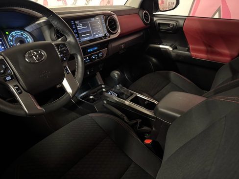 Used 2021 Toyota Tacoma SR5 image 19