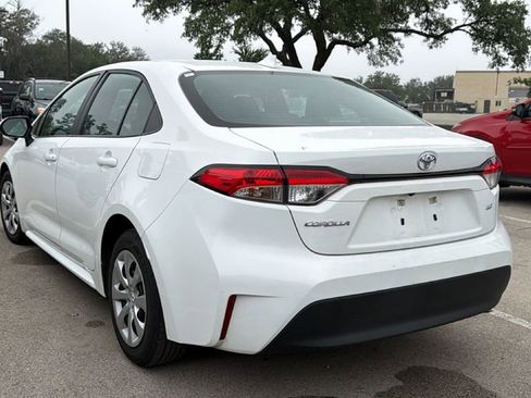 Used 2024 Toyota Corolla LE FWD image 7