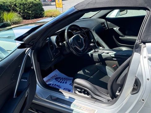 Used 2018 Chevrolet Corvette Z06 RWD image 18