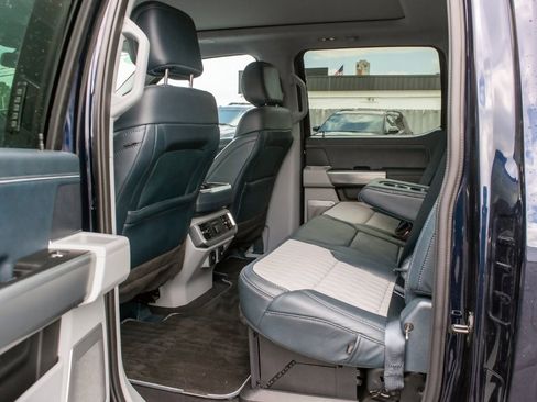 Used 2023 Ford F150 Limited image 32