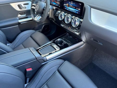 New 2026 Mercedes-Benz GLA 35 AMG 4MATIC image 29