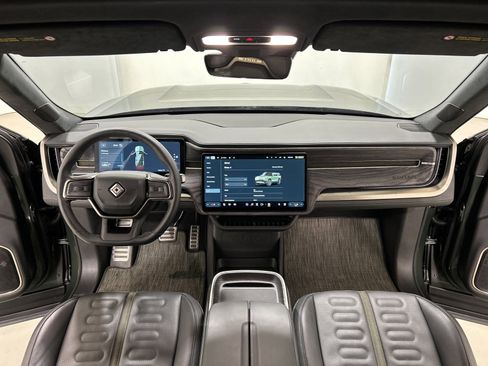 Used 2023 Rivian R1S Adventure image 27