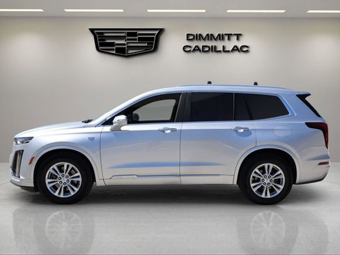 Used 2020 Cadillac XT6 Premium Luxury image 2