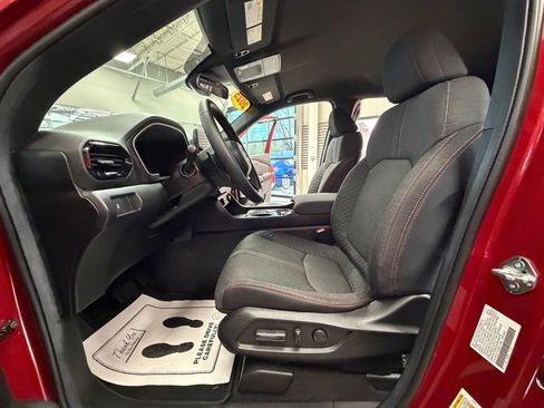 Used 2025 Honda Pilot Sport image 57