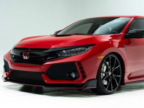 Used 2017 Honda Civic Type R image 10