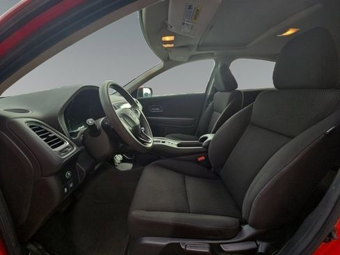 Used 2018 Honda HR-V EX image 13