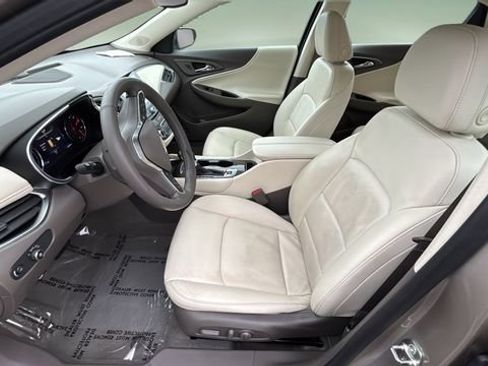 Used 2024 Chevrolet Malibu LT image 18